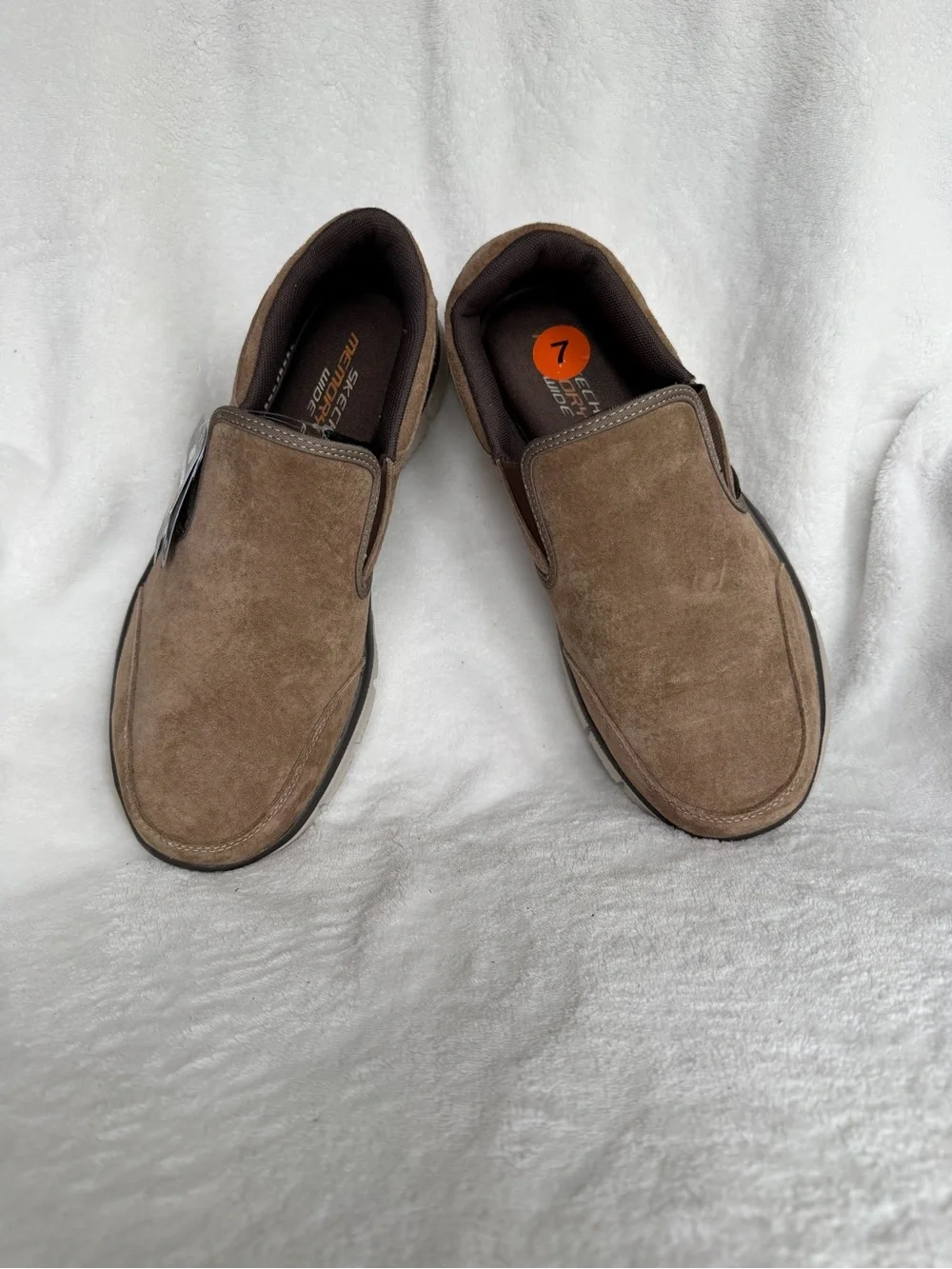 Skechers brand new